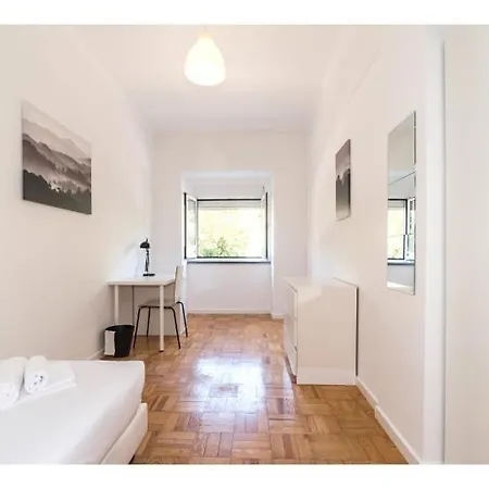 Apartment Houze Laranjeiras Living